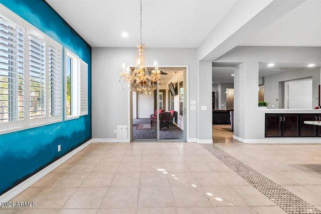 7570 W Quail Avenue, Glendale, AZ 85308