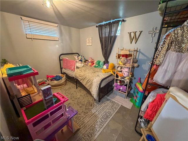 3931 Hopkins Road, Boardman, OH 44511