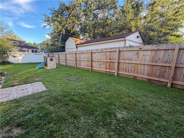 3931 Hopkins Road, Boardman, OH 44511