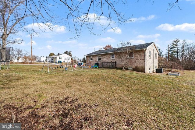 278 LONGS GAP RD, Carlisle, PA 17013