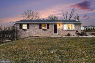 278 LONGS GAP RD, Carlisle, PA 17013