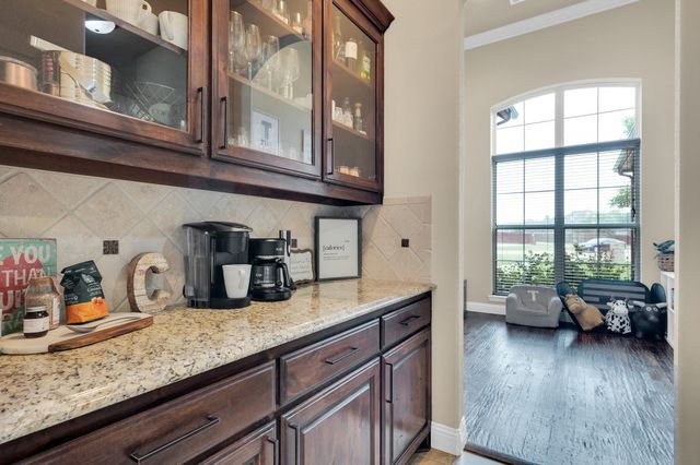 7218 Hill Country Court, Midlothian, TX 76065