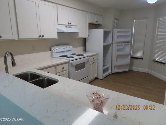 4211 New Haven Court, Port Orange, FL 32127