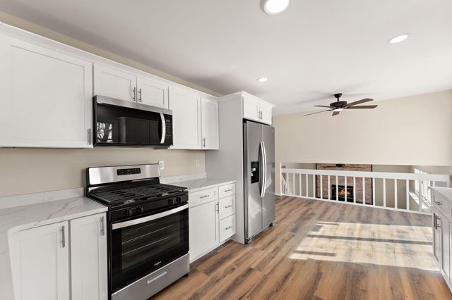 2807 W 63rd Lane, Merrillville, IN 46410