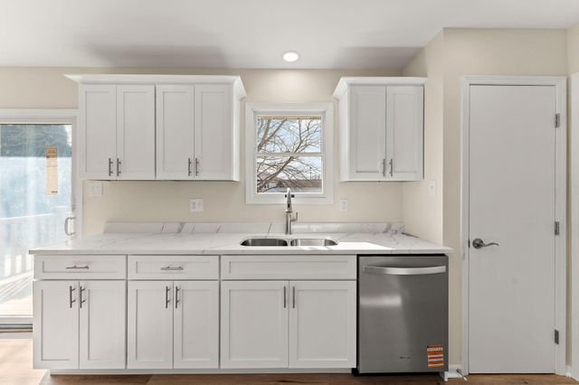 2807 W 63rd Lane, Merrillville, IN 46410