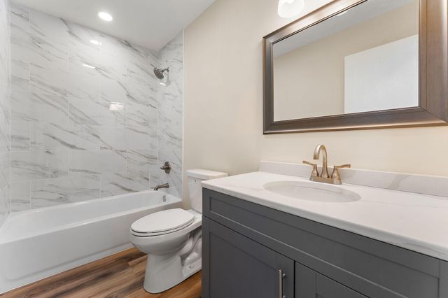 2807 W 63rd Lane, Merrillville, IN 46410