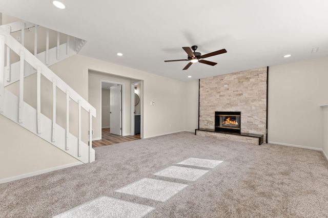 2807 W 63rd Lane, Merrillville, IN 46410