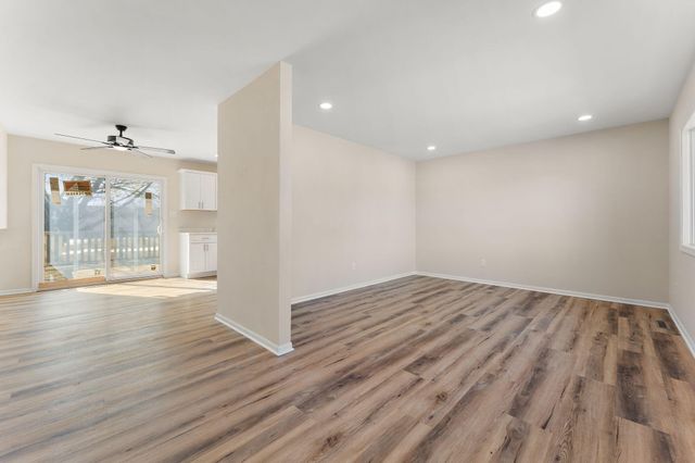 2807 W 63rd Lane, Merrillville, IN 46410