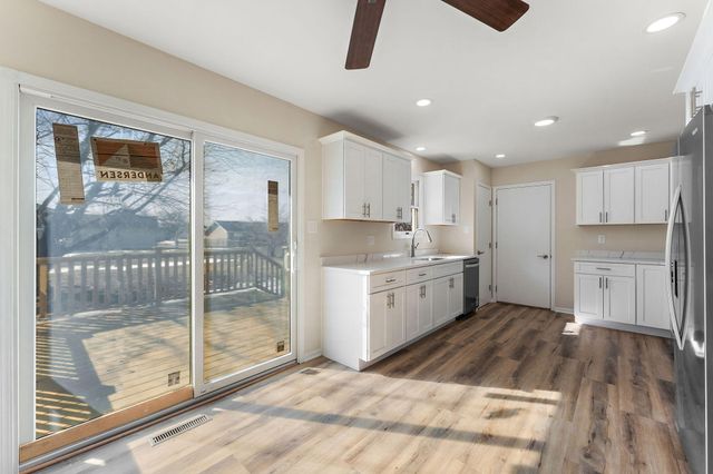 2807 W 63rd Lane, Merrillville, IN 46410