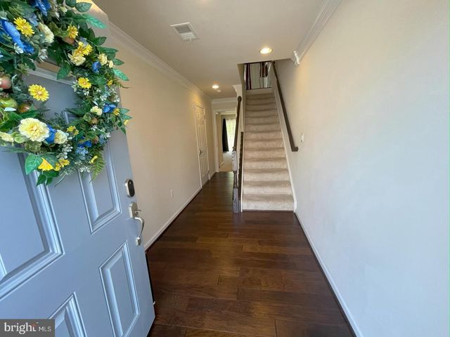 706 BUNKER LN, Fredericksburg, VA 22405