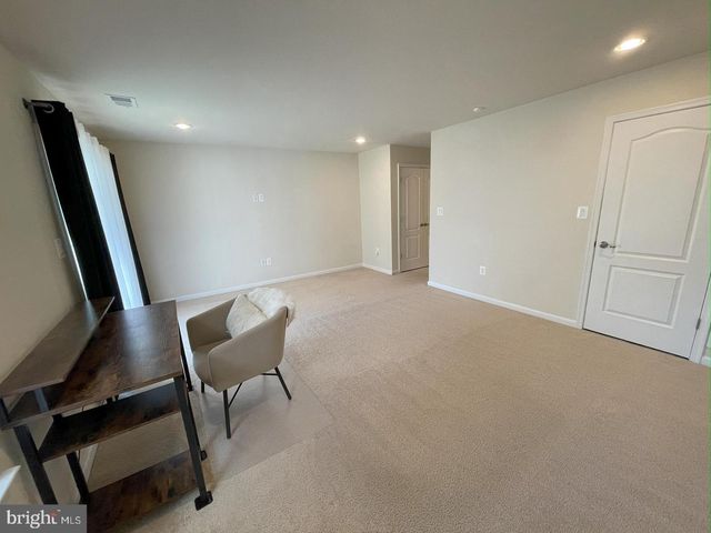 706 BUNKER LN, Fredericksburg, VA 22405