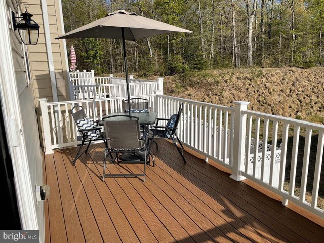 706 BUNKER LN, Fredericksburg, VA 22405