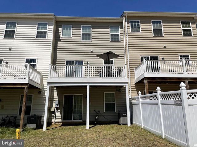 706 BUNKER LN, Fredericksburg, VA 22405