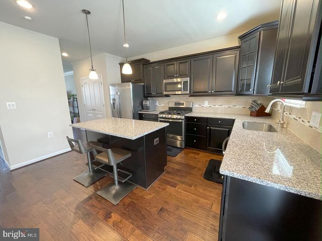 706 BUNKER LN, Fredericksburg, VA 22405