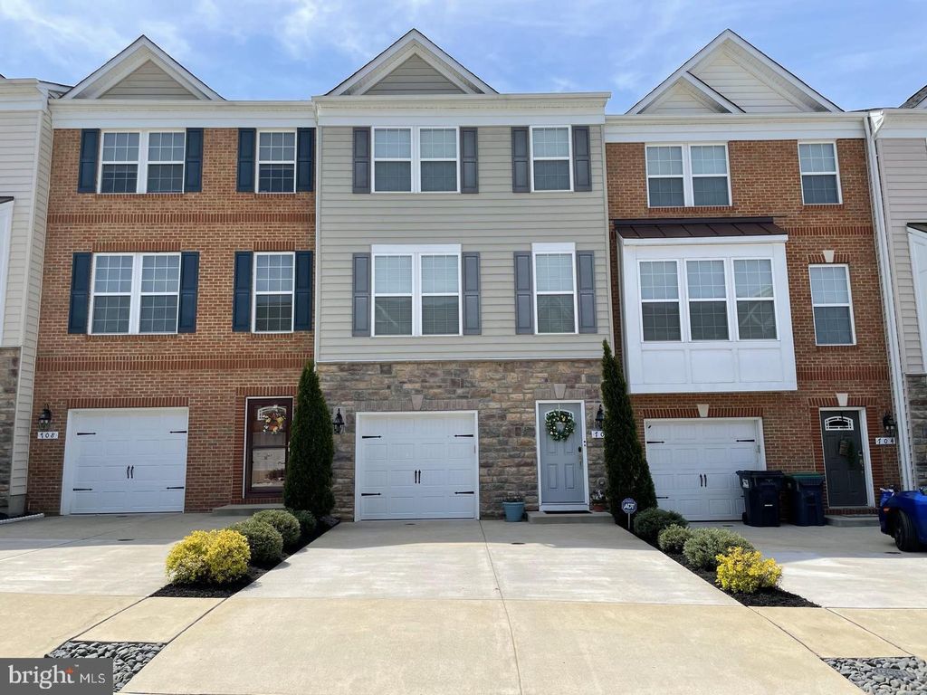 706 BUNKER LN, Fredericksburg, VA 22405