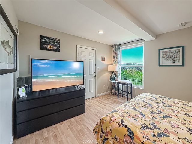 1059 Alta Vista, Simi Valley, CA 93063