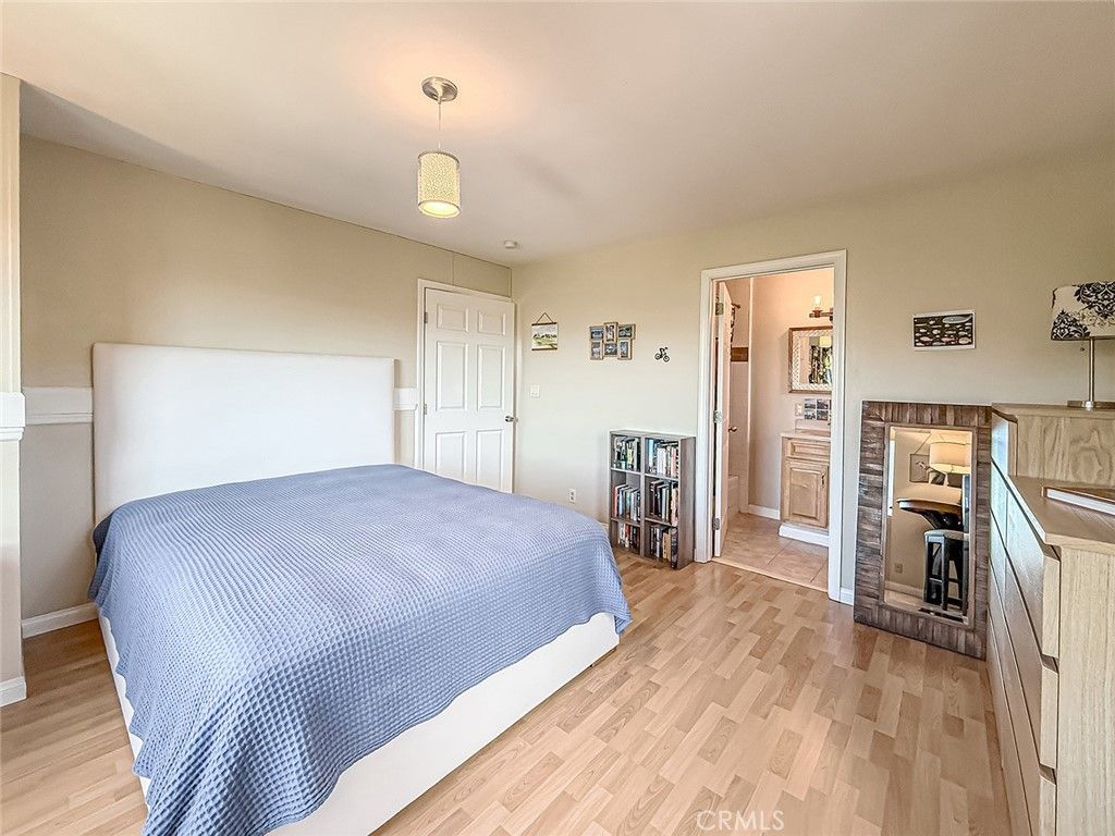 Image 13 of property listing at 1059 Alta Vista, Simi Valley, CA 93063