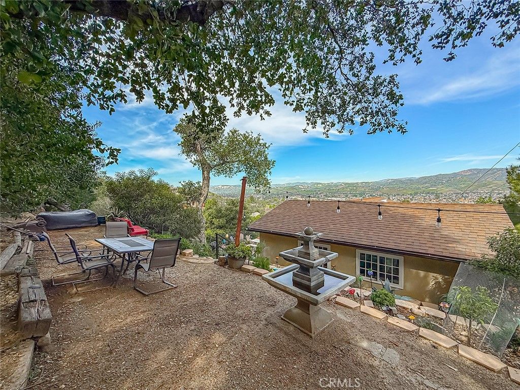 Image 24 of property listing at 1059 Alta Vista, Simi Valley, CA 93063