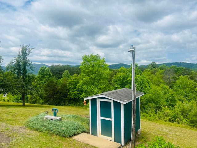 105 Lola Drive, Farner, TN 37333
