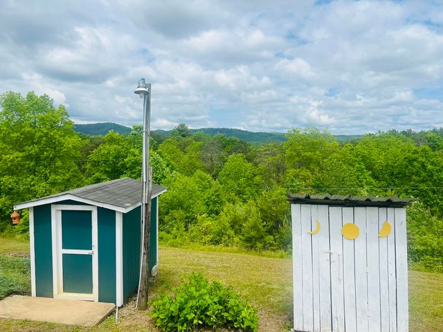 105 Lola Drive, Farner, TN 37333