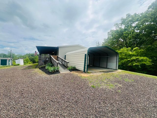 105 Lola Drive, Farner, TN 37333