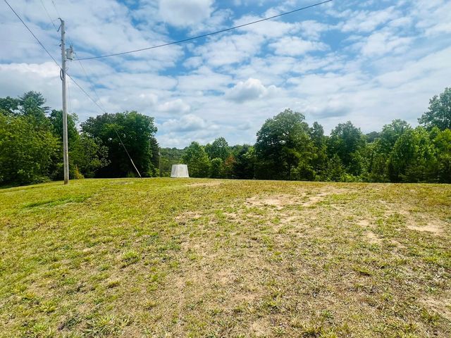 105 Lola Drive, Farner, TN 37333