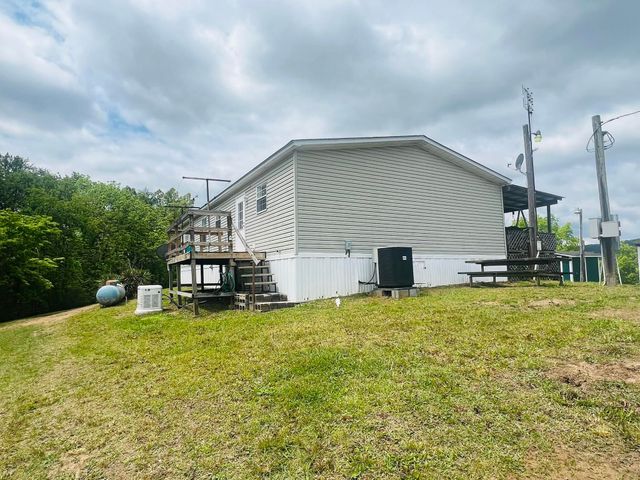 105 Lola Drive, Farner, TN 37333