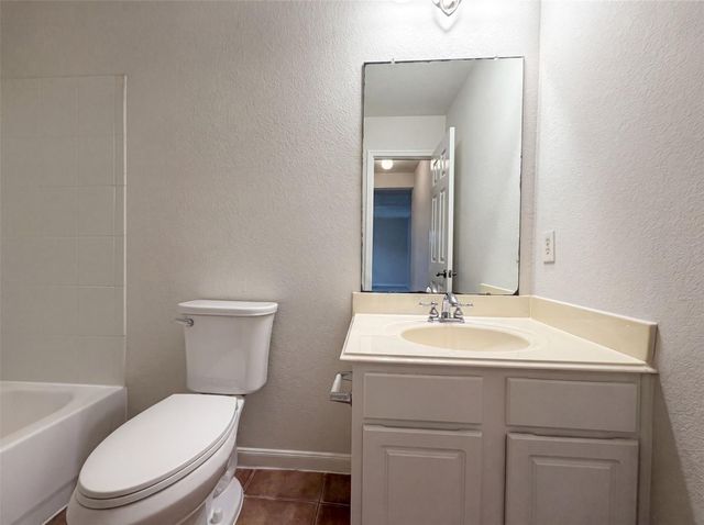 2646 Skyview Trace Court, Houston, TX 77047