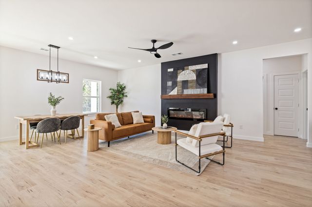 714 W Gross Street, Mesquite, TX 75149