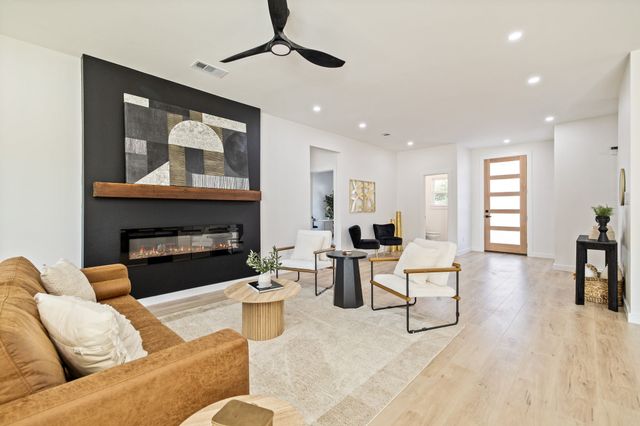 714 W Gross Street, Mesquite, TX 75149