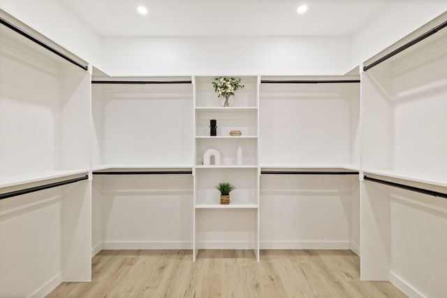 714 W Gross Street, Mesquite, TX 75149