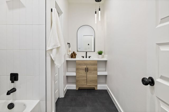 714 W Gross Street, Mesquite, TX 75149