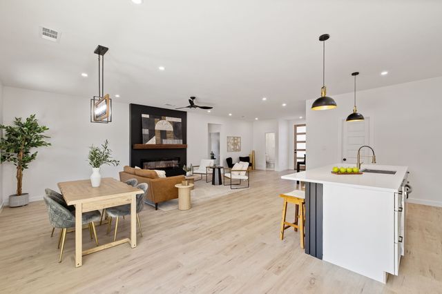 714 W Gross Street, Mesquite, TX 75149