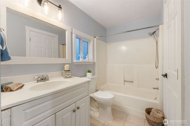 3697 SE Ardenwald Place, Port Orchard, WA 98366