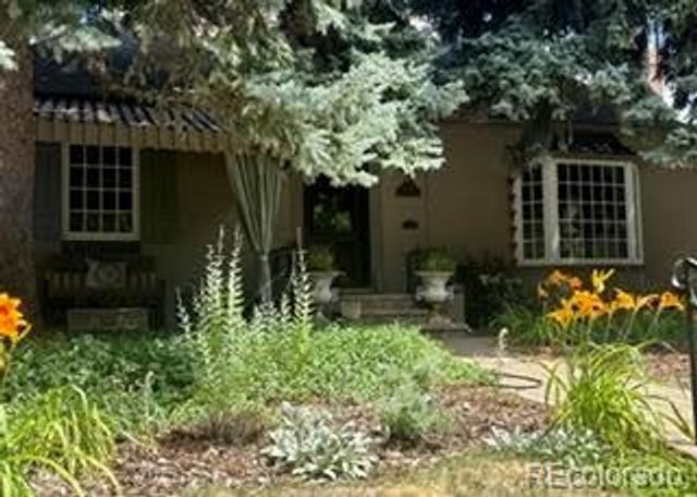 1124 Holly Street, Denver, CO 80220