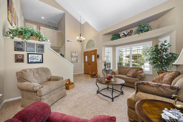 7421 Feather River Drive, Bakersfield, CA 93308