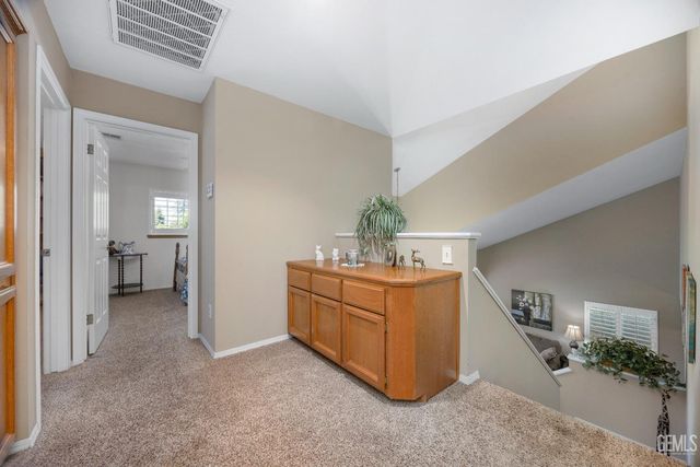 7421 Feather River Drive, Bakersfield, CA 93308