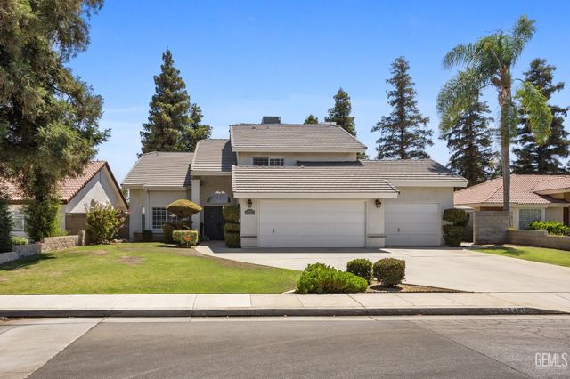 7421 Feather River Drive, Bakersfield, CA 93308