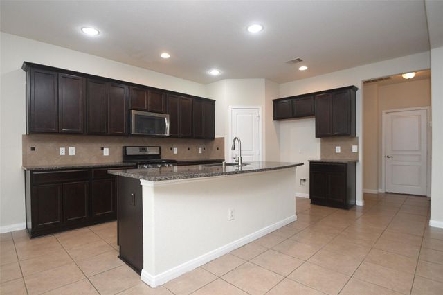 16614 Spirit Lake Court, Houston, TX 77044