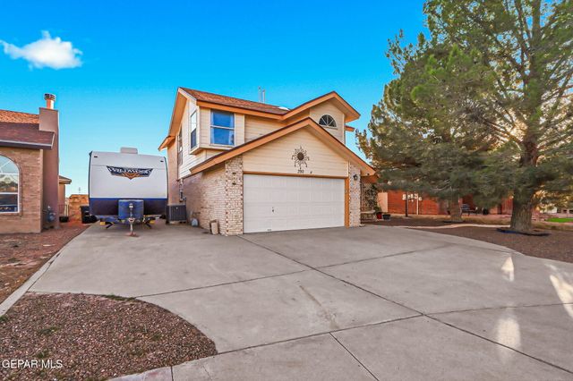 390 BRILL Circle, Horizon City, TX 79928