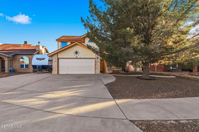 390 BRILL Circle, Horizon City, TX 79928