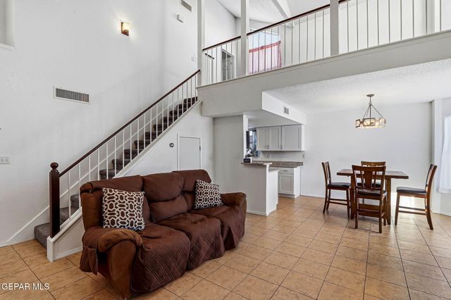 390 BRILL Circle, Horizon City, TX 79928