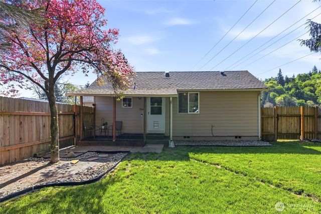 2016 42nd Avenue, Longview, WA 98632