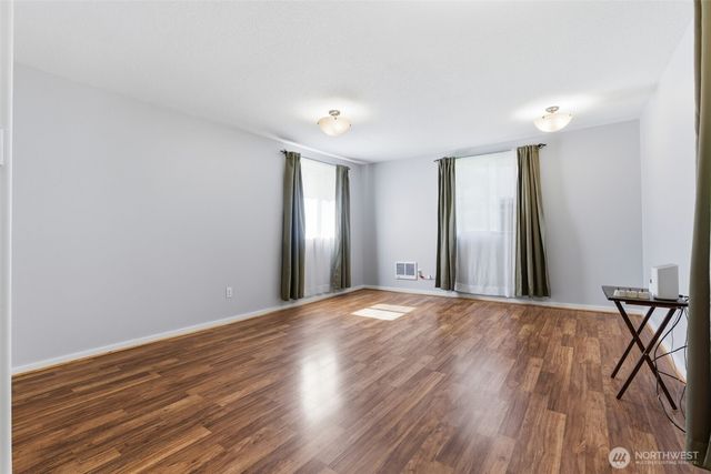 2016 42nd Avenue, Longview, WA 98632