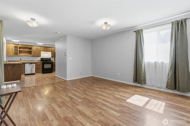 2016 42nd Avenue, Longview, WA 98632