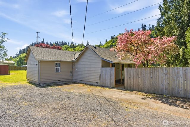 2016 42nd Avenue, Longview, WA 98632