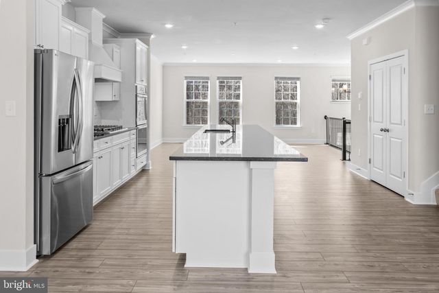 1727 WATER CROSSING, Pikesville, MD 21208