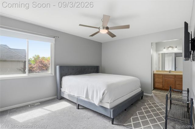 31132 LAGOON Drive, Novi, MI 48377