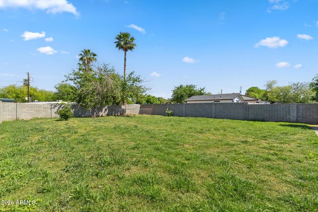 6314 W LAMAR Road, Glendale, AZ 85301