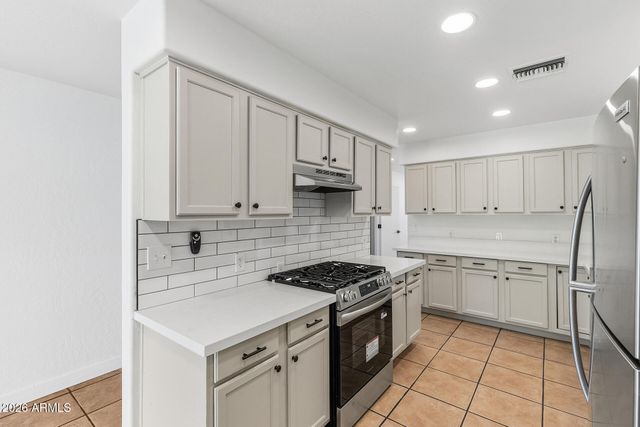 6314 W LAMAR Road, Glendale, AZ 85301